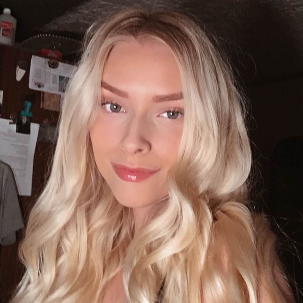 Meet your Posher, Kaylee